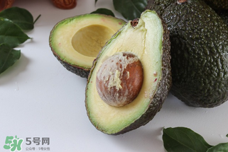 ?牛油果切開(kāi)后不熟怎么辦？?牛油果沒(méi)熟切開(kāi)了怎么辦？
