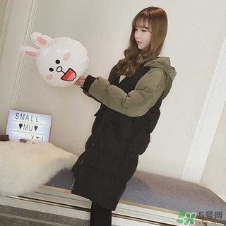 小個(gè)子女生適合穿什么羽絨服？個(gè)子矮的女生適合什么羽絨服