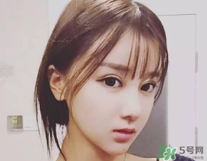 素顏霜什么時候涂？素顏霜怎么涂均勻？