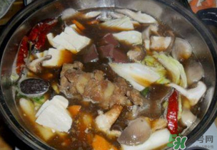 羊蝎子火鍋好吃嗎？羊蝎子火鍋涮什么好吃？