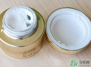 藍(lán)秀素顏霜怎么用？藍(lán)秀素顏霜使用方法