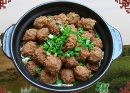 一顆肉丸子的熱量是多少？哪種做法的肉丸子熱量最低？