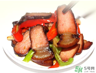 腌肉長(zhǎng)蛆還能吃嗎？腌肉長(zhǎng)蛆的原因