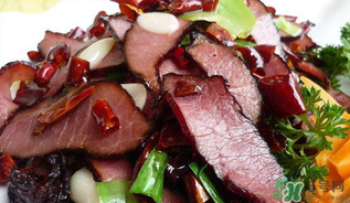 腌肉長(zhǎng)蛆還能吃嗎？腌肉長(zhǎng)蛆的原因