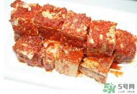 霉豆腐發(fā)霉了還能吃嗎？霉豆腐發(fā)霉有幾種顏色？