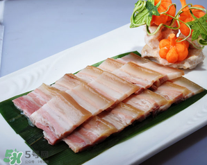 腌肉長毛了還能吃嗎？腌肉長綠毛了還能吃嗎？
