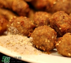 肉丸子發(fā)霉可以吃嗎？肉丸子長霉有霉點怎么辦？