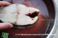 魚(yú)丸用什么粉？魚(yú)丸用面粉還是淀粉？