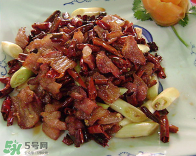 腌肉要洗嗎？腌肉怎么洗不咸？