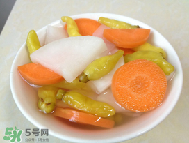 腌蘿卜放多少鹽？腌蘿卜放鹽的比例