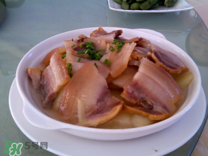 腌肉放什么酒？腌肉為什么要放酒？