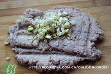 魚(yú)丸用什么粉？魚(yú)丸用面粉還是淀粉？