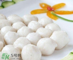 魚丸和雞蛋可以一起吃嗎？魚丸和雞蛋能不能同時吃？