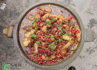 腌魚(yú)用什么容器？腌魚(yú)用什么裝？