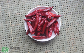 干辣椒發(fā)霉了還能吃嗎？干辣椒發(fā)霉了怎么辦？