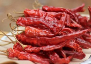 干辣椒發(fā)霉了還能吃嗎？干辣椒發(fā)霉了怎么辦？