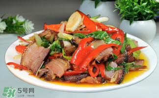 臘肉蒸還是煮？臘肉蒸好還是煮好？
