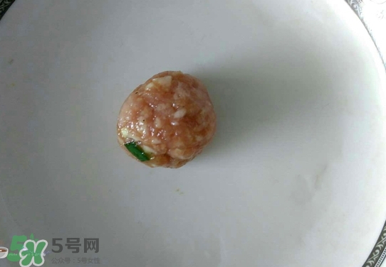 珍珠丸子可以用大米嗎？珍珠丸子用大米怎么做？