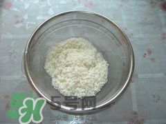 珍珠丸子蒸多長(zhǎng)時(shí)間？珍珠丸子要蒸多久？