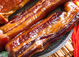 臘肉放冷藏還是冷凍？臘肉冷凍可以保存多久？