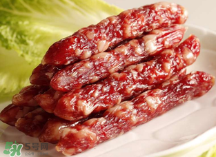 臘腸有亞硝酸鹽嗎？香腸有亞硝酸鹽嗎？