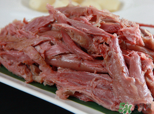 狗肉怎么腌制？腌制狗肉放什么調(diào)料？