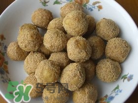 豆腐丸子散了怎么辦？豆腐丸子怎么做不散？