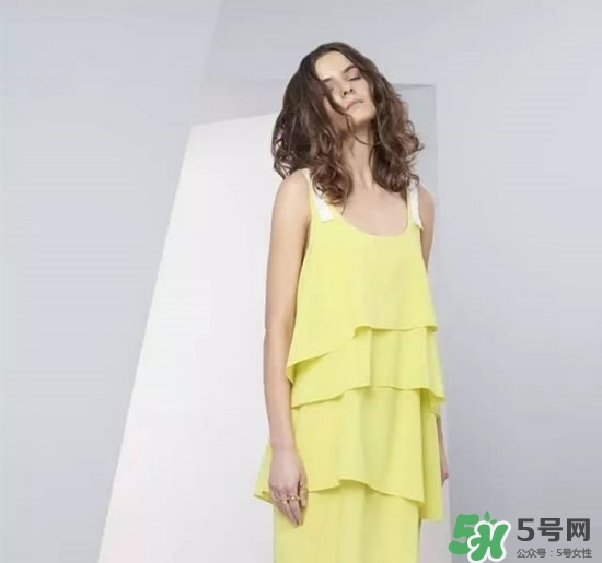 2017年衣服流行什么顏色？2017年衣服流行色