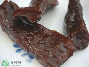 風干牛肉是生的嗎？風干牛肉是生的還是熟的？