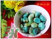 臘八蒜要放鹽嗎？臘八蒜要放多少鹽比例是多少？