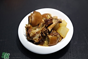 臘豬腳怎么腌制？臘豬腳腌制的方法