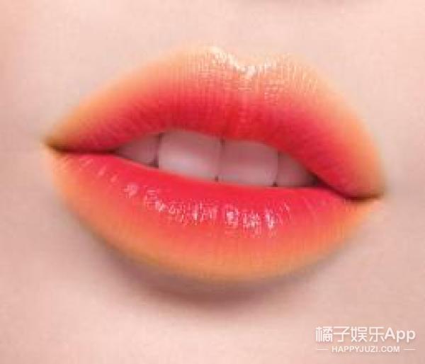 反咬唇妝怎么畫？反咬唇妝畫法圖解