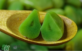 臘八蒜可以曬太陽(yáng)嗎？臘八蒜是避光還是暴曬？