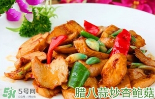 臘八蒜炒什么好吃？臘八蒜和什么一起吃搭配