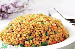 臘八飯?jiān)趺醋龊贸?？臘八飯的家常做法