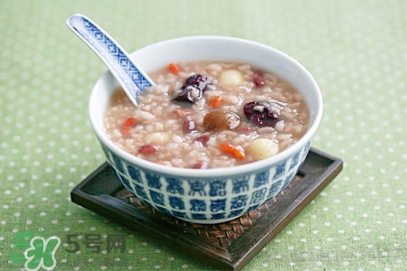 臘八飯熱量高嗎？吃臘八飯會發(fā)胖嗎？
