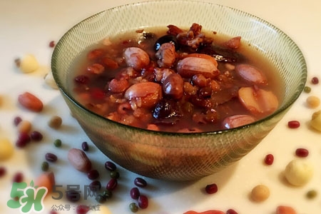 孕婦可以吃臘八飯嗎？臘八飯?jiān)袐D用料講究多