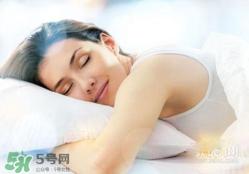 冬天不戴胸罩好不好？冬天胸罩幾天換一次？