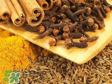 有狐臭不能吃什么食物？有狐臭的人不能吃什么