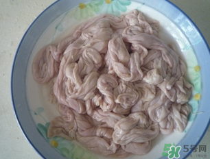 豬小腸可以做臘腸嗎？豬小腸可以做香腸嗎？