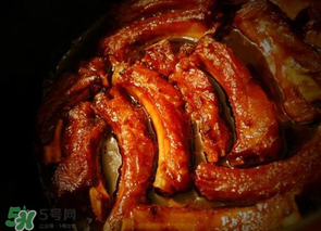 腌排骨放多少鹽？腌排骨一斤肉放多少鹽？
