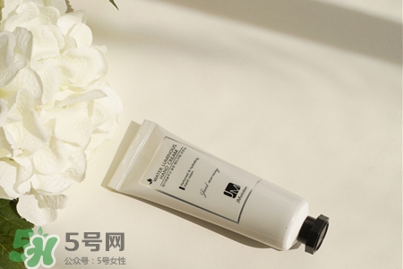 jmsolution護(hù)手霜怎么用？jmsolution護(hù)手霜使用方法