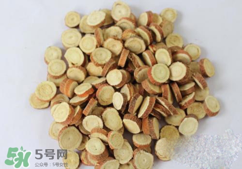 高血脂泡腳用什么藥好？高血脂用什么藥泡腳？