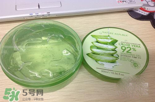 嘴唇干裂可以涂蘆薈膠嗎？嘴唇干裂怎么涂蘆薈膠？