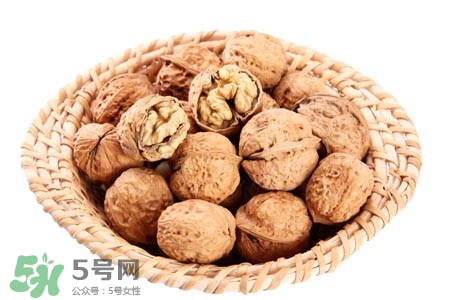 乙肝小三陽(yáng)可以吃核桃嗎？乙肝大三陽(yáng)可以吃核桃嗎？