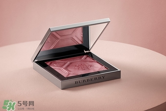 巴寶莉2017年春季限定腮紅多少錢？burberry2017腮紅試色圖