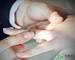 臘月可以訂婚嗎？臘月訂婚好不好？