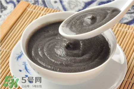 芝麻糊不能和什么一起吃？芝麻糊與哪些食物相克？
