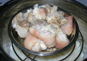 腌豬腳放多少鹽？腌臘豬腳放多少鹽？