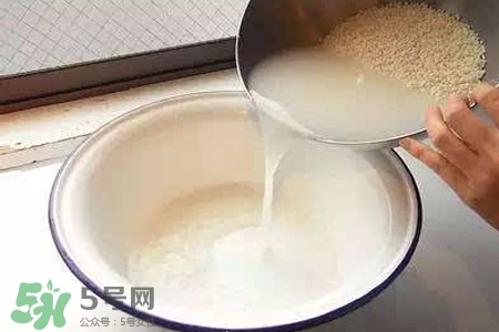 淘米水是堿性的嗎？淘米水是酸性還是堿性？